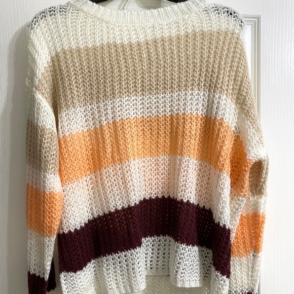 Sweater - Picture 1 of 2